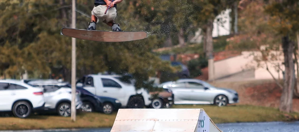 Primeira etapa do Circuito Paulista de Wakeboard